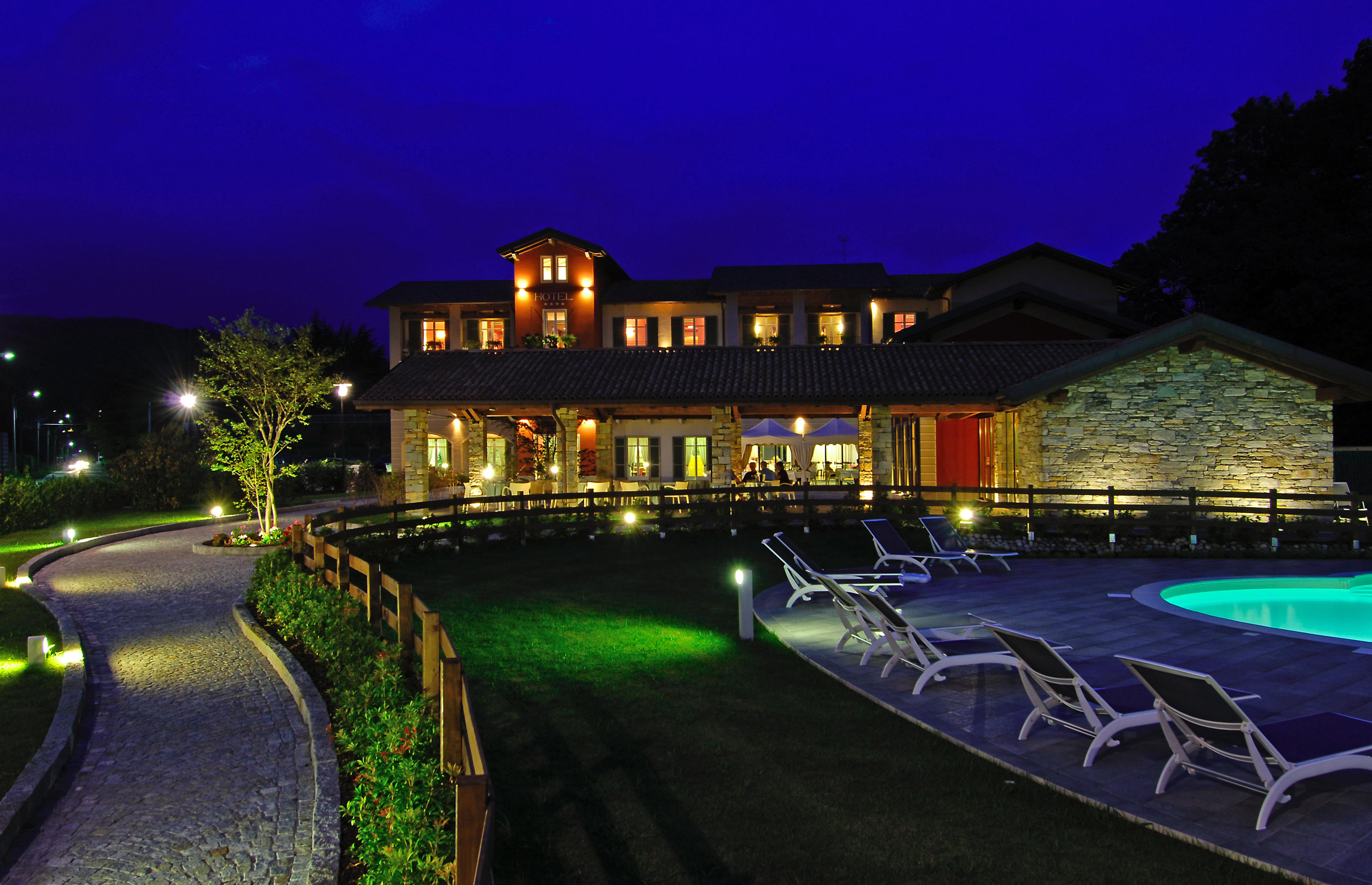 Hotel Cortese Armeno Luaran gambar