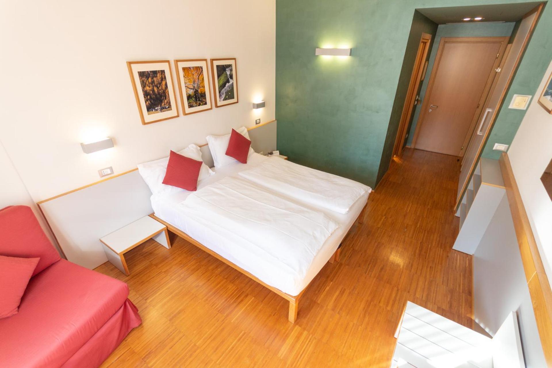 Hotel Cortese Armeno Bilik gambar