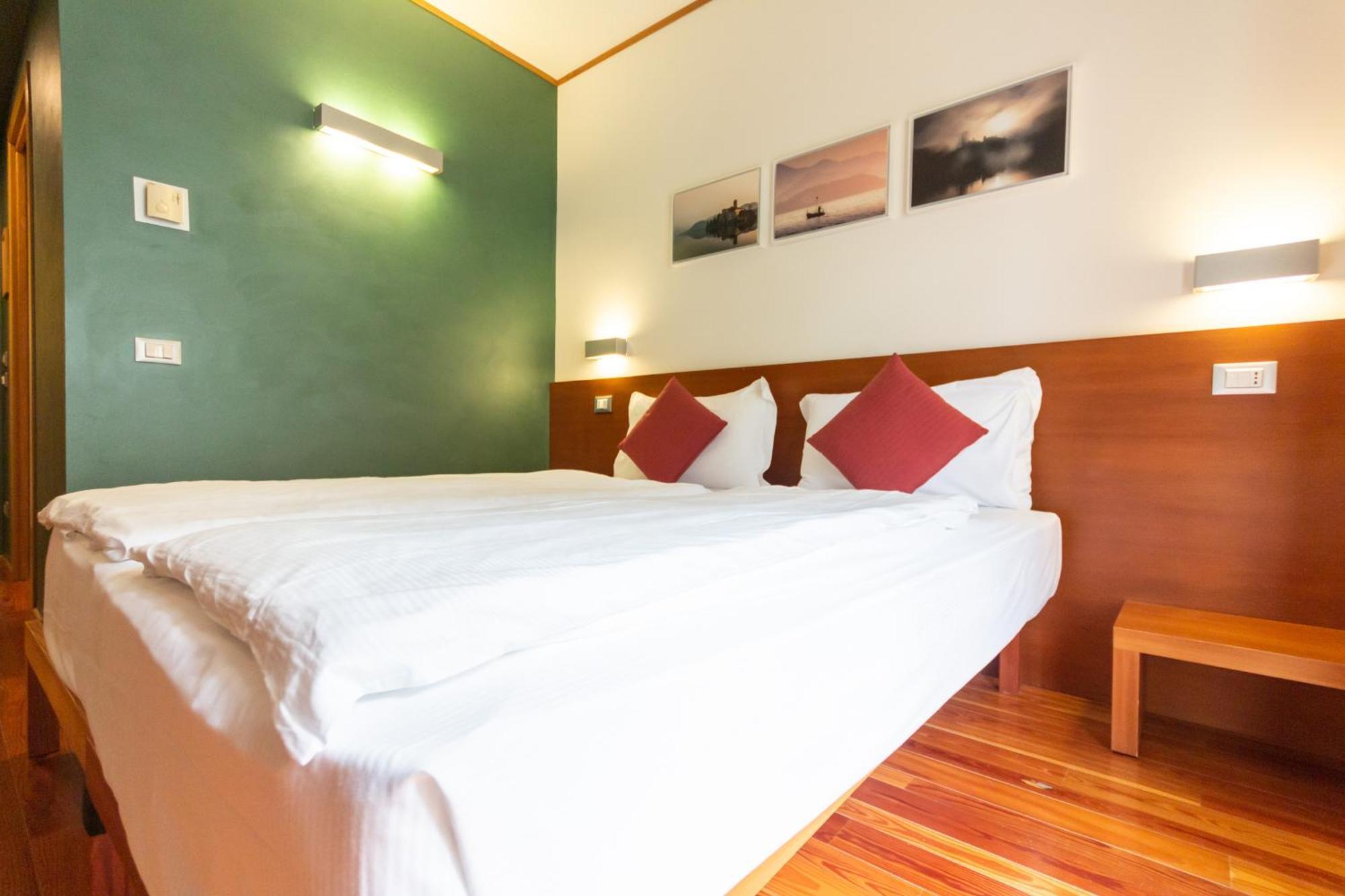 Hotel Cortese Armeno Luaran gambar