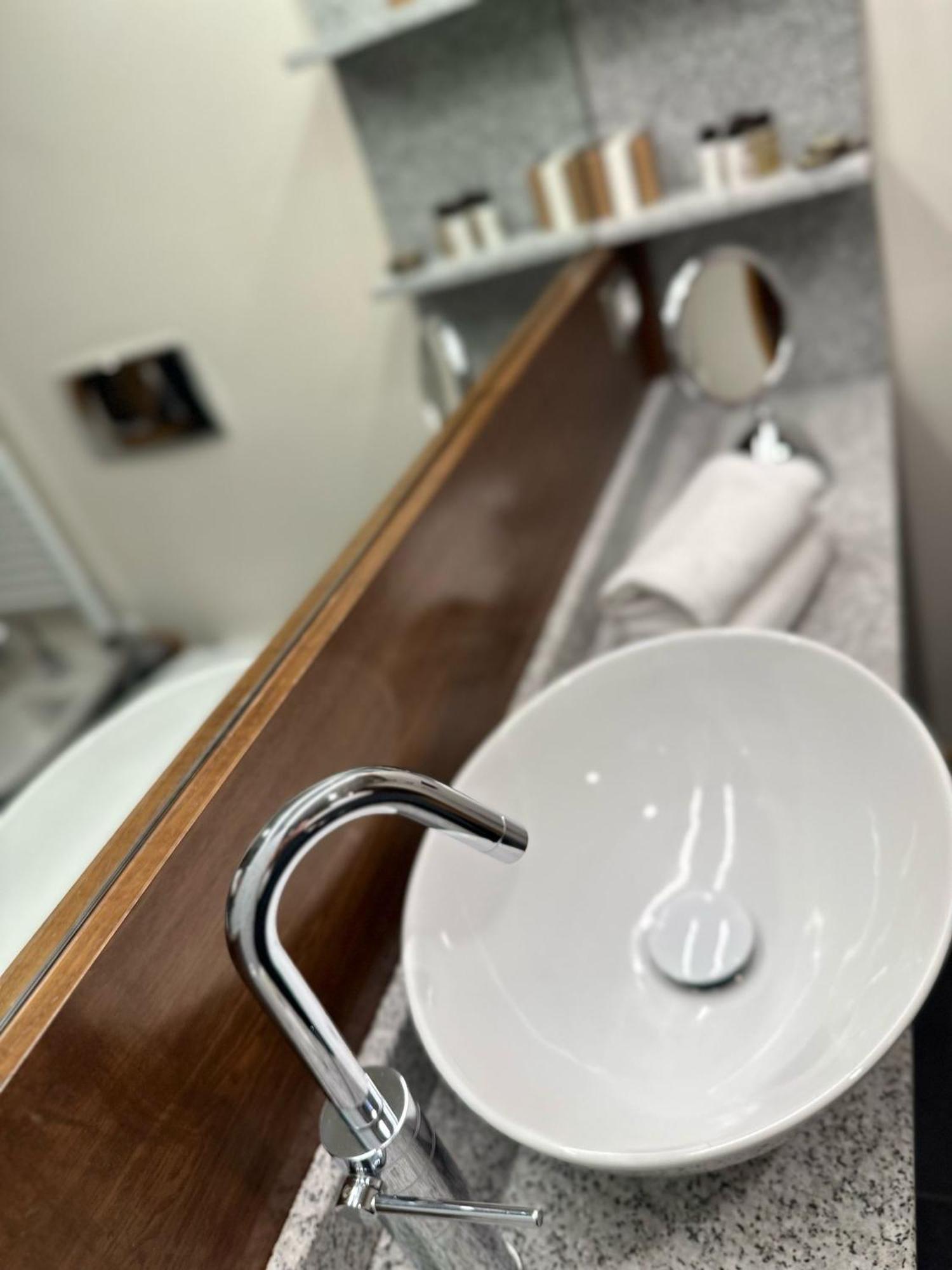 Hotel Cortese Armeno Luaran gambar